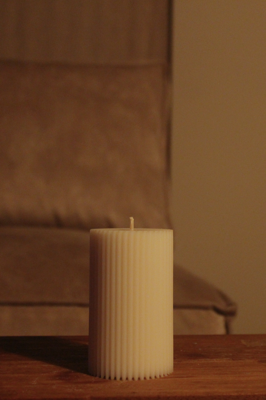 Essence Candle Small - Ivory